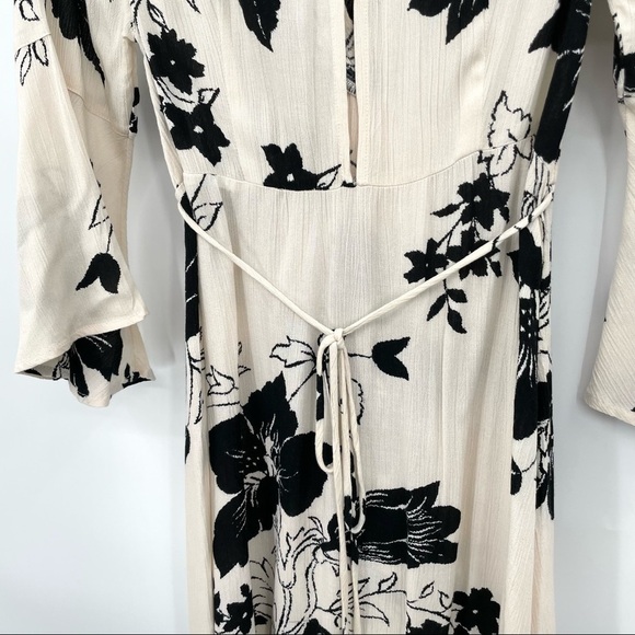 Billabong Boho Free Spirit Bell Sleeve Dress - Picture 10 of 12